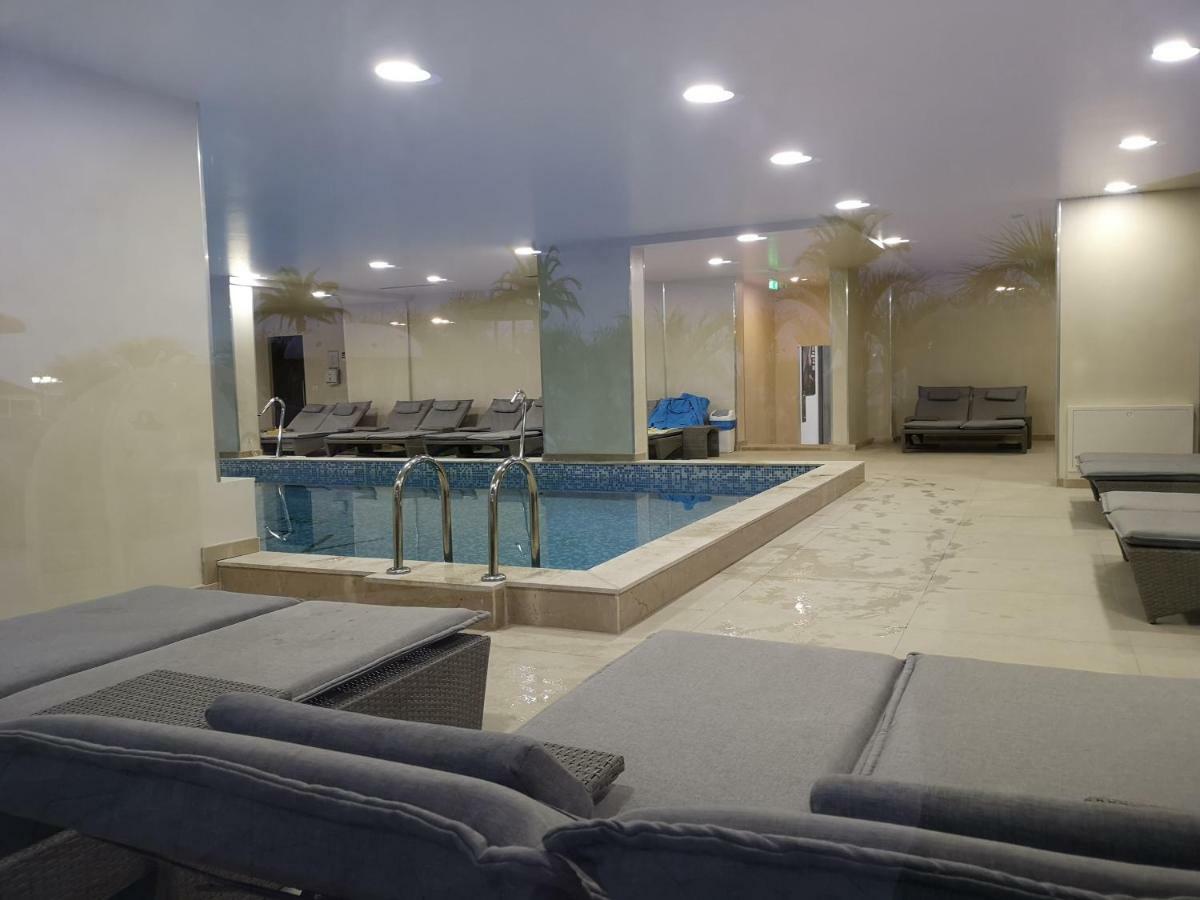 Relax Inn Apartment Năvodari Esterno foto